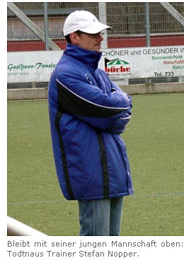 Bleibt mit seiner jungen Mannschaft oben: Todtnaus Trainer Stefan Nopper.