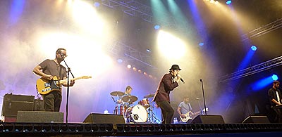 Maxmo Park auf der Bühne.