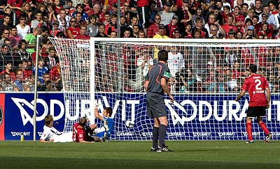 Drin isser: das entscheidende Frankfurter 1:0.