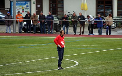 Boge wurde oft von seinen Vorderleuten allein gelassen und musste viermal hinter sich greifen.