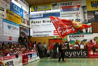 Die Friesenheimer ''Eulen'' machten mächtig Stimmung und waren mit ''Pauken & Trompeten'' angereist.